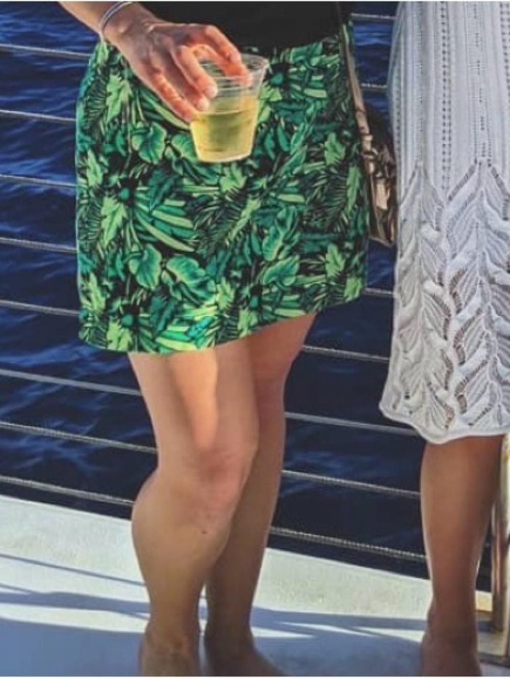 H&M Tropical Green Floral Mini Skirt - Picture 2 of 6